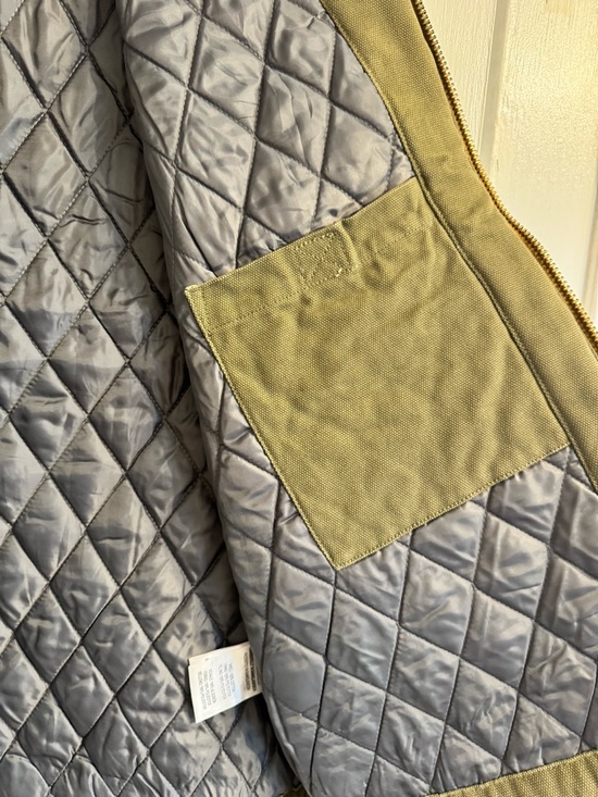 New Men’s Legendary White Tails Vest - Picture 8 of 10